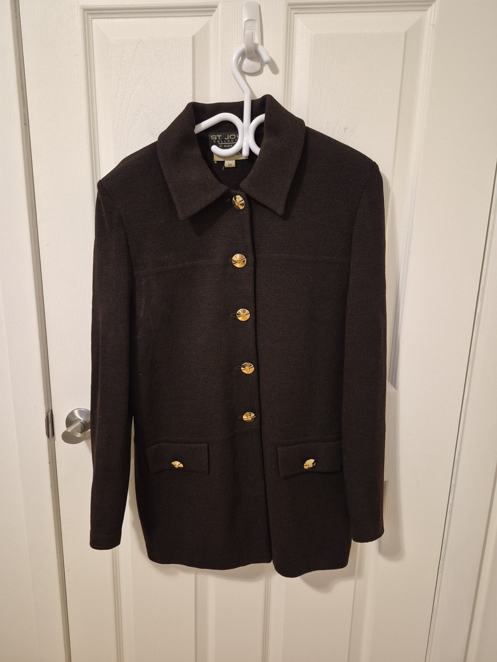 St. John Classic Black Two Pieces Knit Jacket And Pants 100% Wool